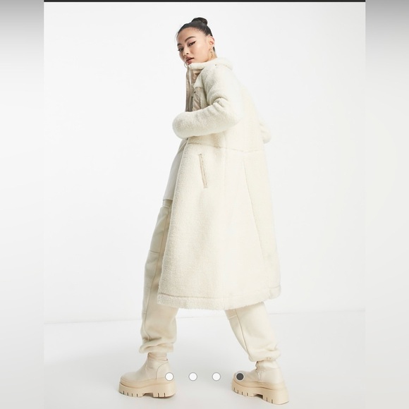 Columbia Cream Sherpa Jacket - Picture 3 of 7